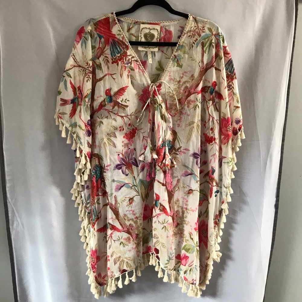 Z & L Europe Floral Cover-Up